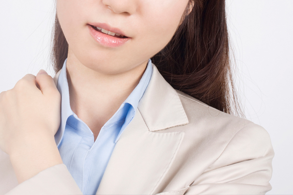 腰痛、肩こり、坐骨神経痛、骨盤矯正なら当整骨院のAKA整体療法がおすすめ